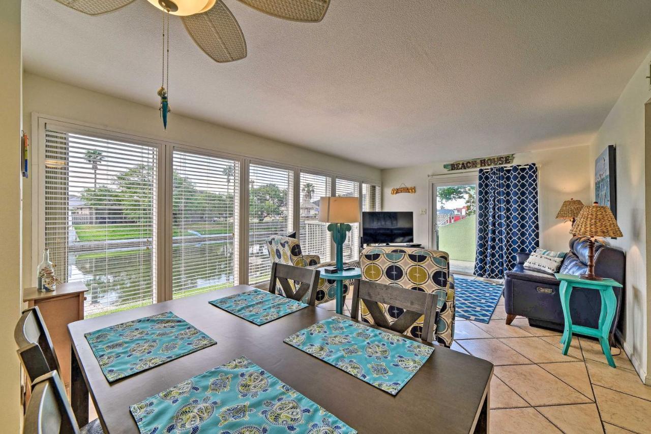 Breezy Corpus Christi Condo With Deck And Fishing Dock Exterior foto