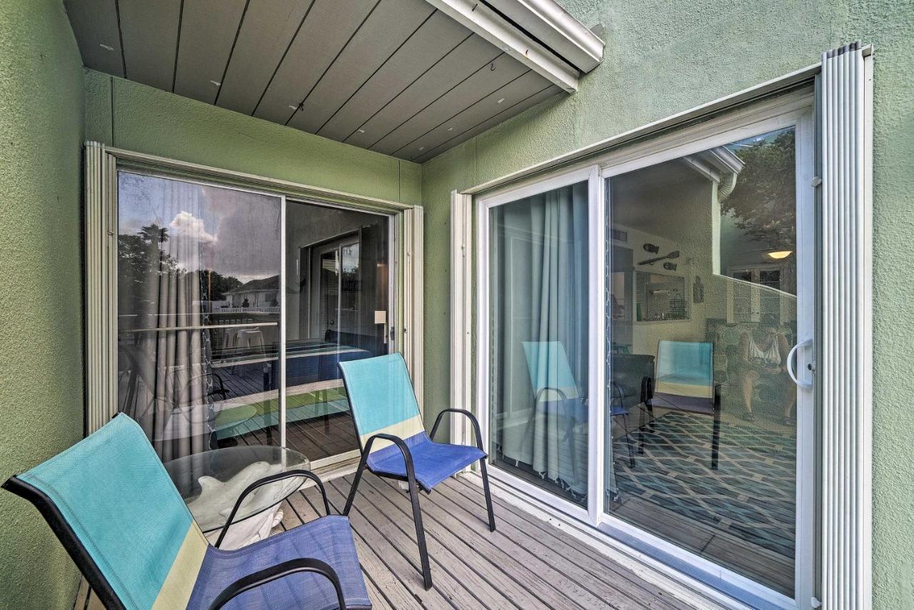 Breezy Corpus Christi Condo With Deck And Fishing Dock Exterior foto